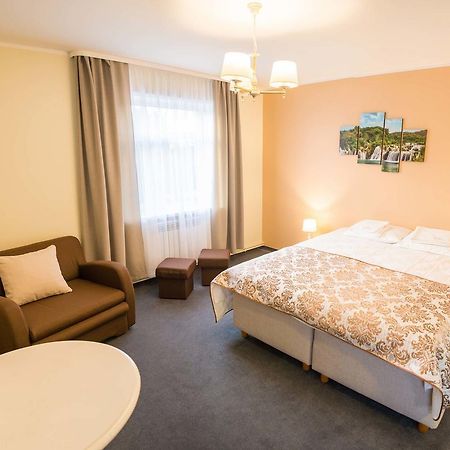 Ankur Hotell Муствеэ Экстерьер фото